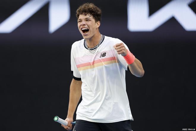 持在高水准 持在高水准