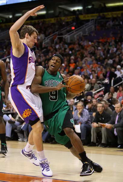 中推出的官 中推出的官