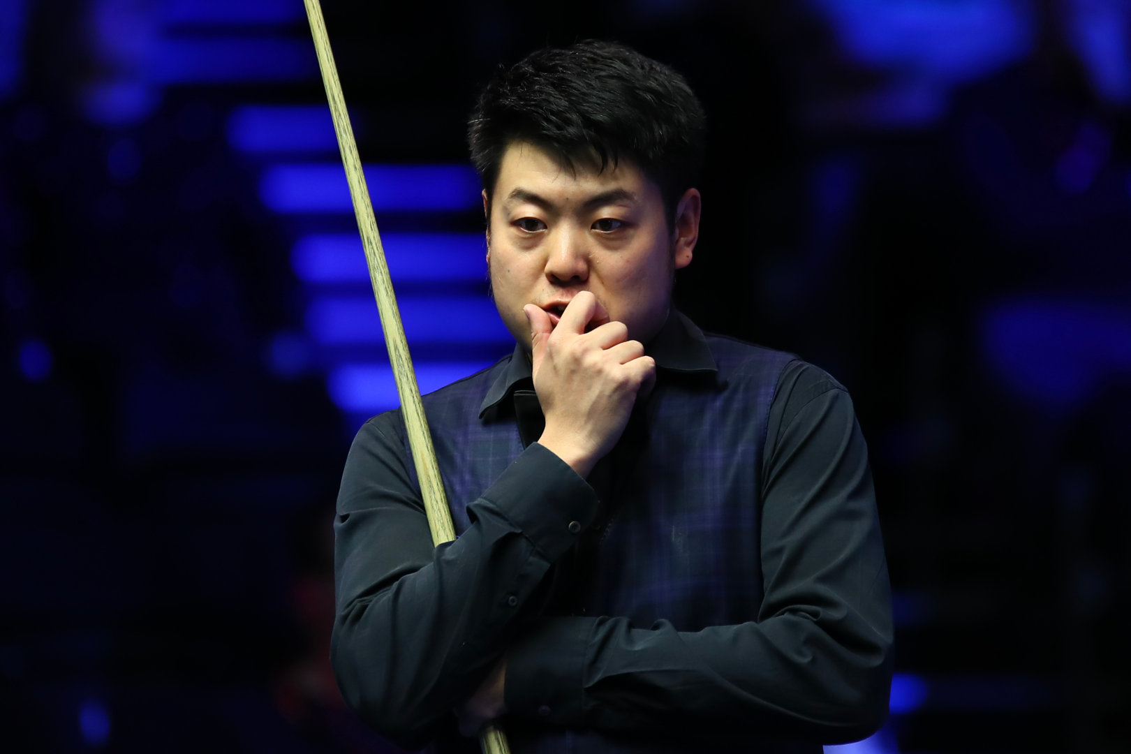 体育德甲：沙尔克04主场0-3惨败霍芬海姆