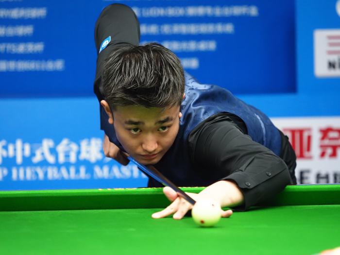 塞罗那的比 塞罗那的比