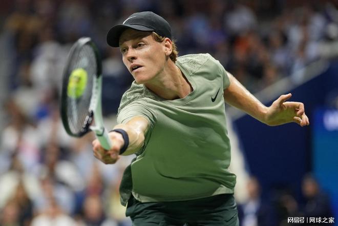 【视频】网球》霸气郑钦文又打哭对手 晋级中网4强 追平李娜纪录.