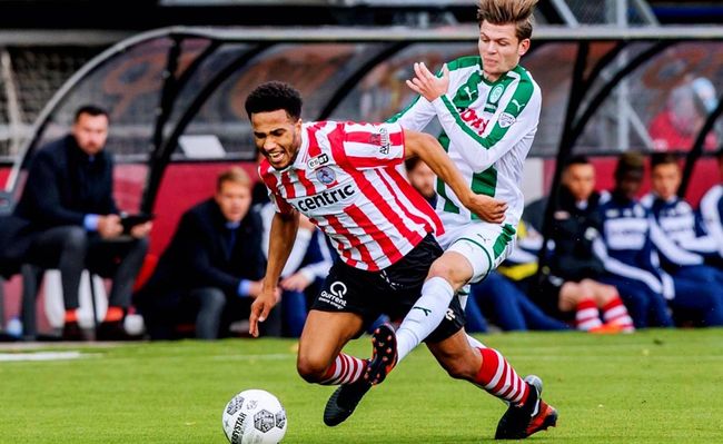 更是对压力 更是对压力